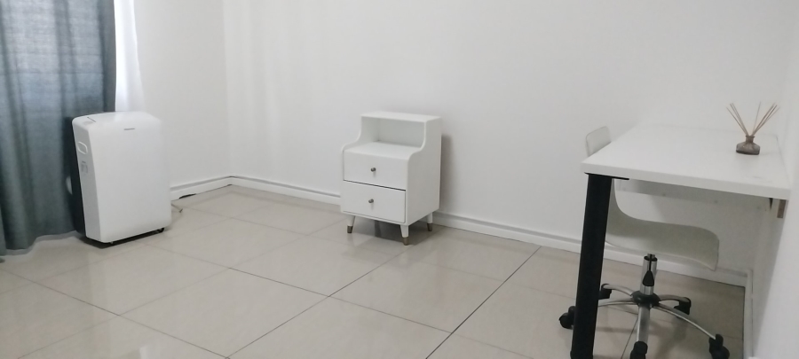 3 Bedroom Property for Sale in Gustrouw Western Cape
